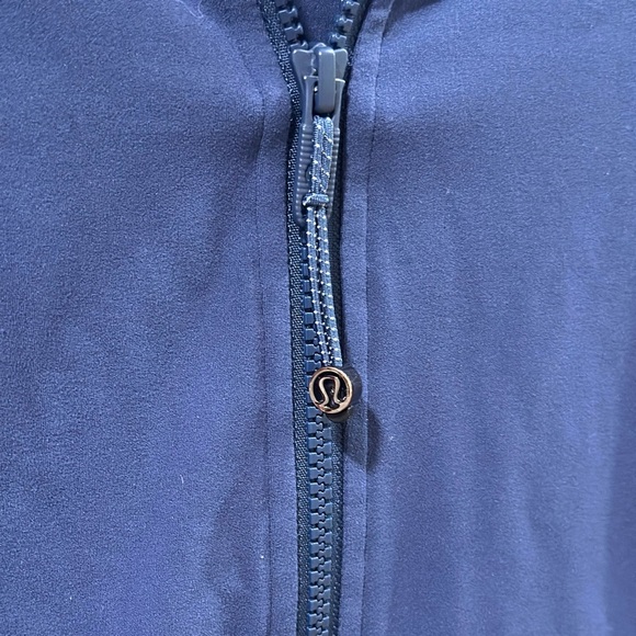 Lululemon Throwback Shape Jacket EUC Size 8 - Picture 10 of 11